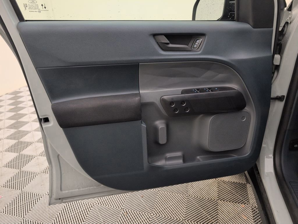 Certified 2024 Ford Maverick XL image 32