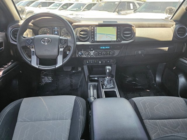 Used 2023 Toyota Tacoma TRD Off-Road w/ Advanced Technology Package AWD/4WD image 17