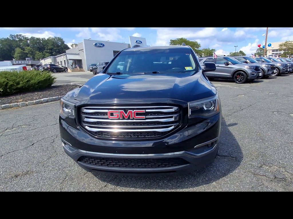 Used 2017 GMC Acadia SLE w/ Driver Alert Package I AWD/4WD image 3