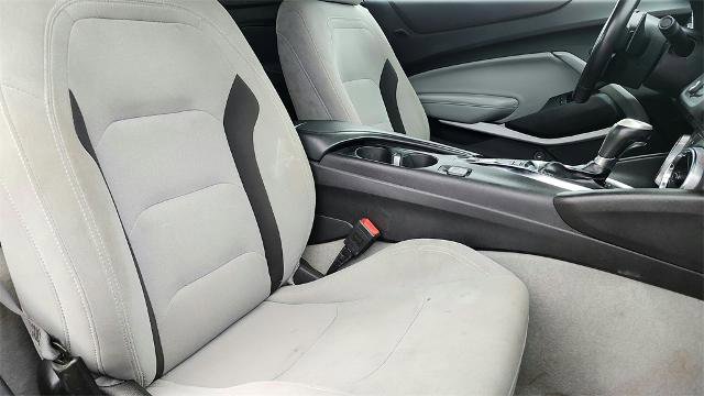 Used 2023 Chevrolet Camaro LT image 28