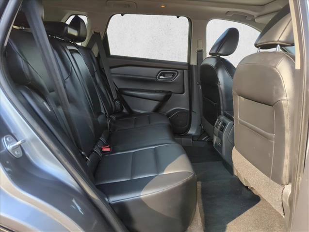 Used 2021 Nissan Rogue SV w/ Premium Package FWD image 20