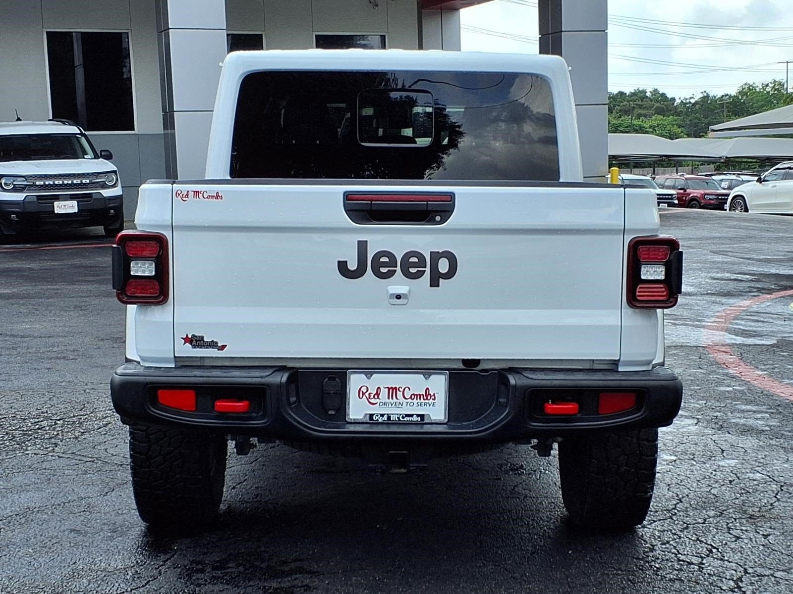 Used 2025 Jeep Gladiator Rubicon AWD/4WD image 7