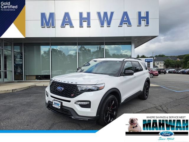 Certified 2023 Ford Explorer ST w/ Equipment Group 401A AWD/4WD image 2