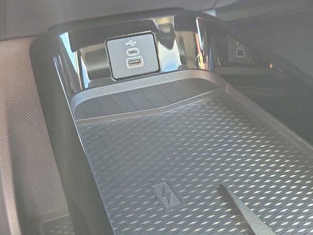 Certified 2025 Ford Mustang Mach-E Select AWD/4WD image 27