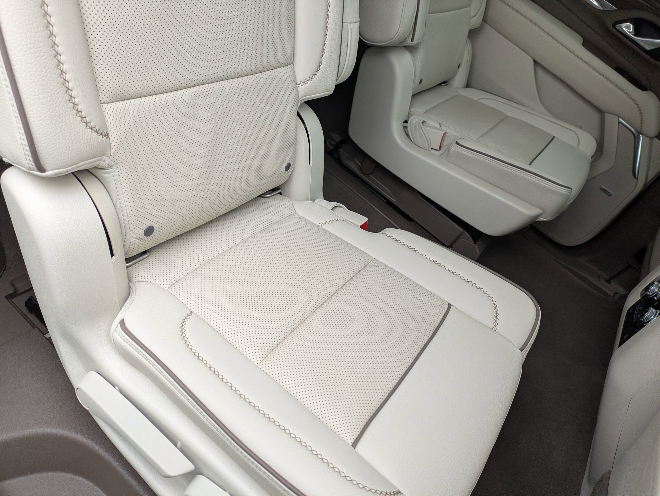 Used 2021 GMC Yukon Denali image 35