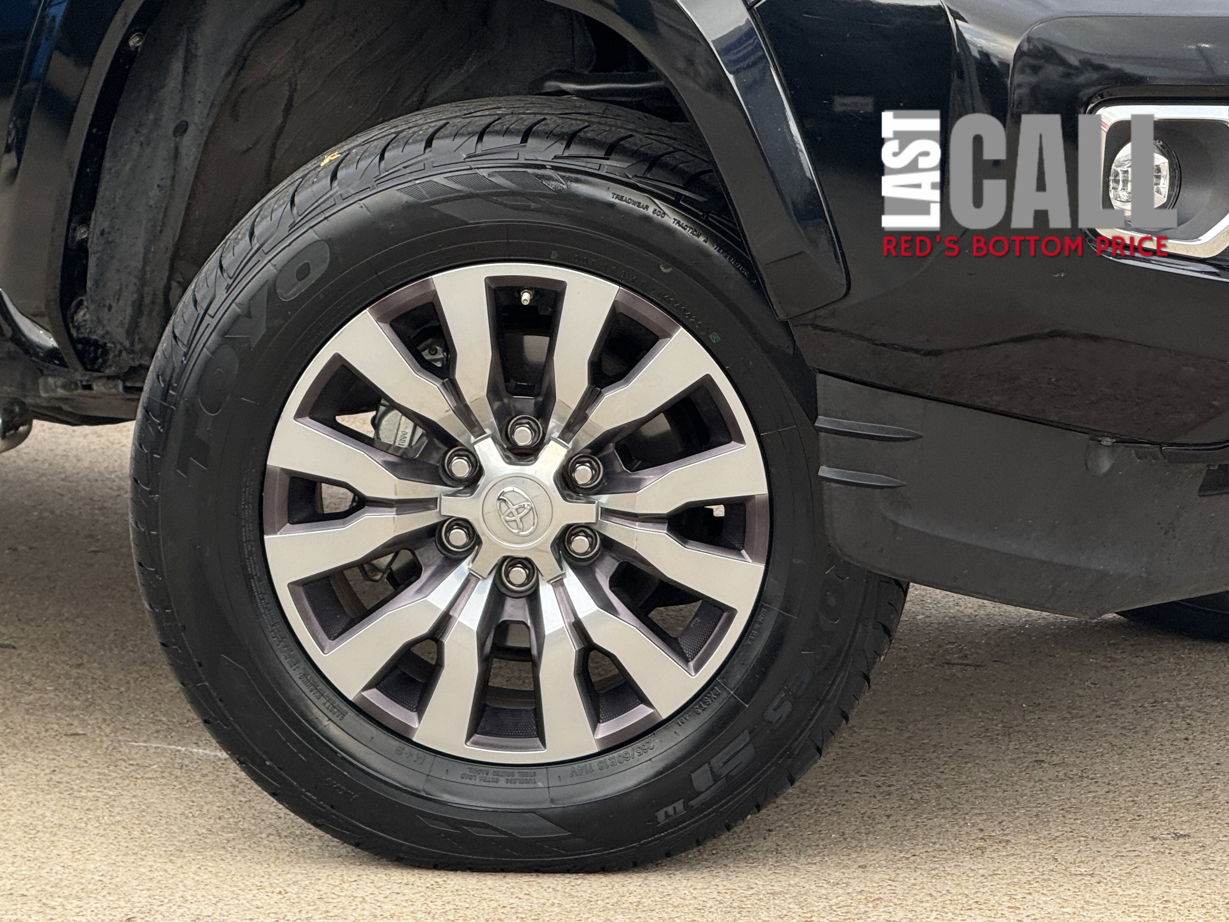 Used 2020 Toyota Tacoma Limited image 9