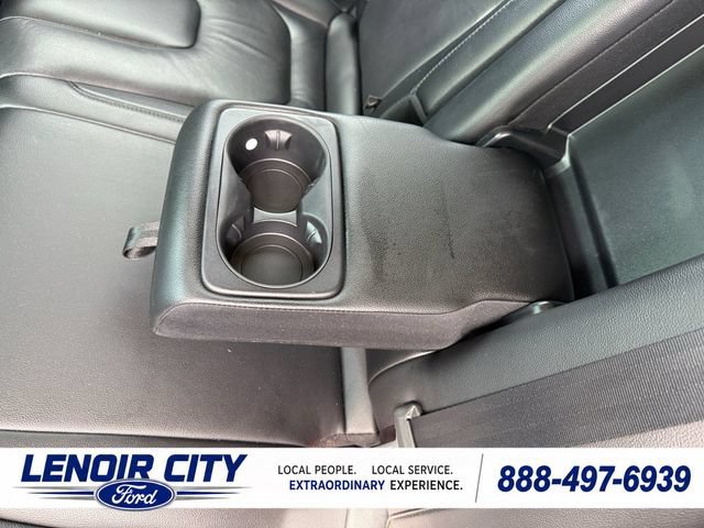 Certified 2022 Ford Edge Titanium AWD/4WD image 14