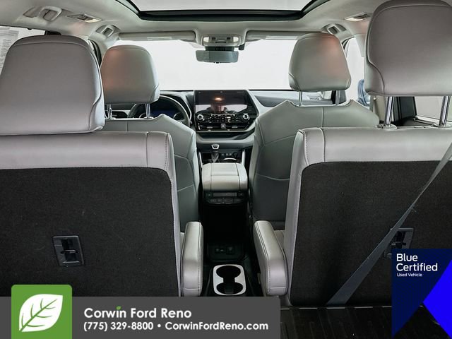Used 2021 Toyota Highlander Platinum AWD/4WD image 29