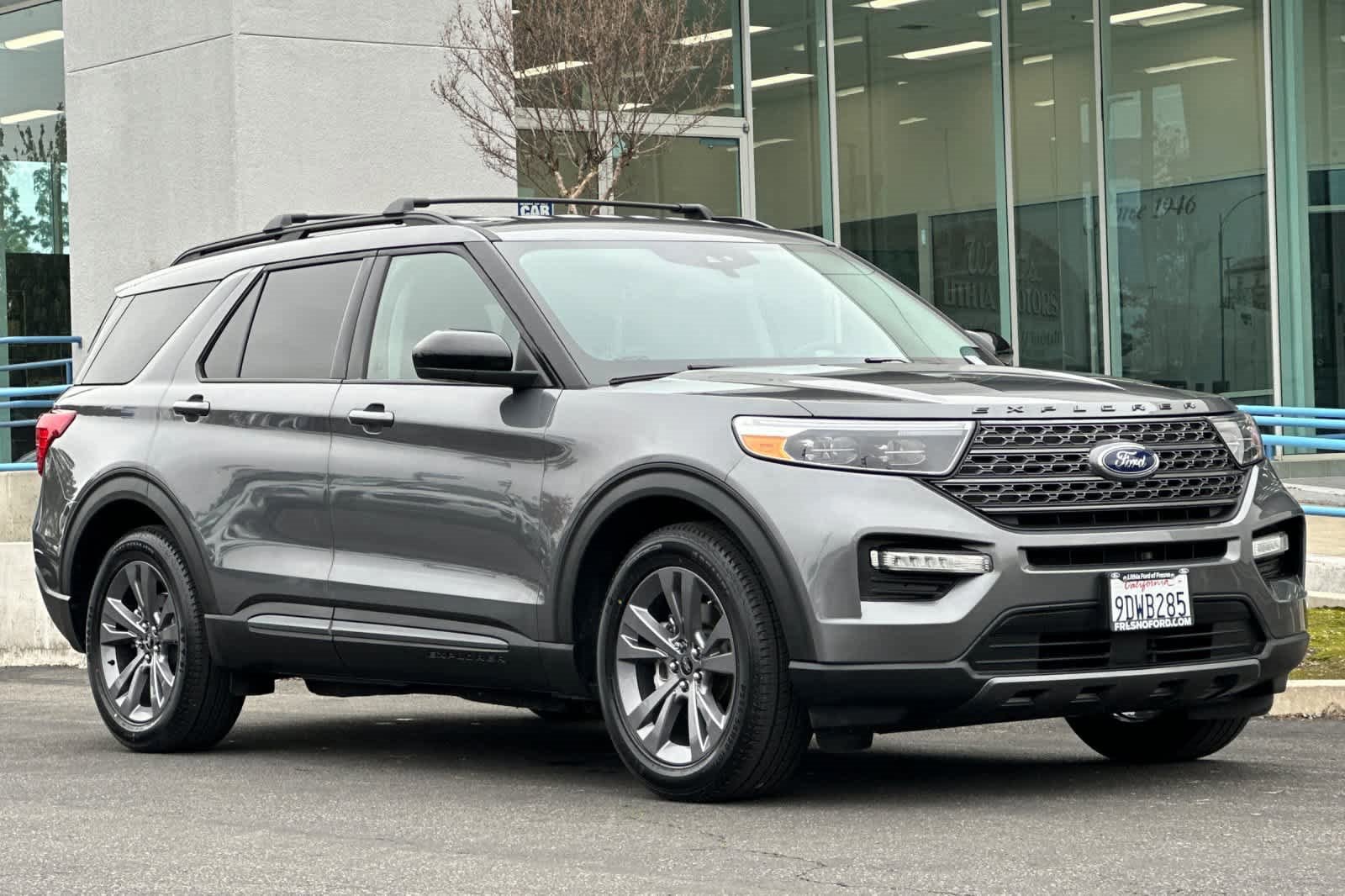 Certified 2022 Ford Explorer XLT w/ Equipment Group 202A image 7