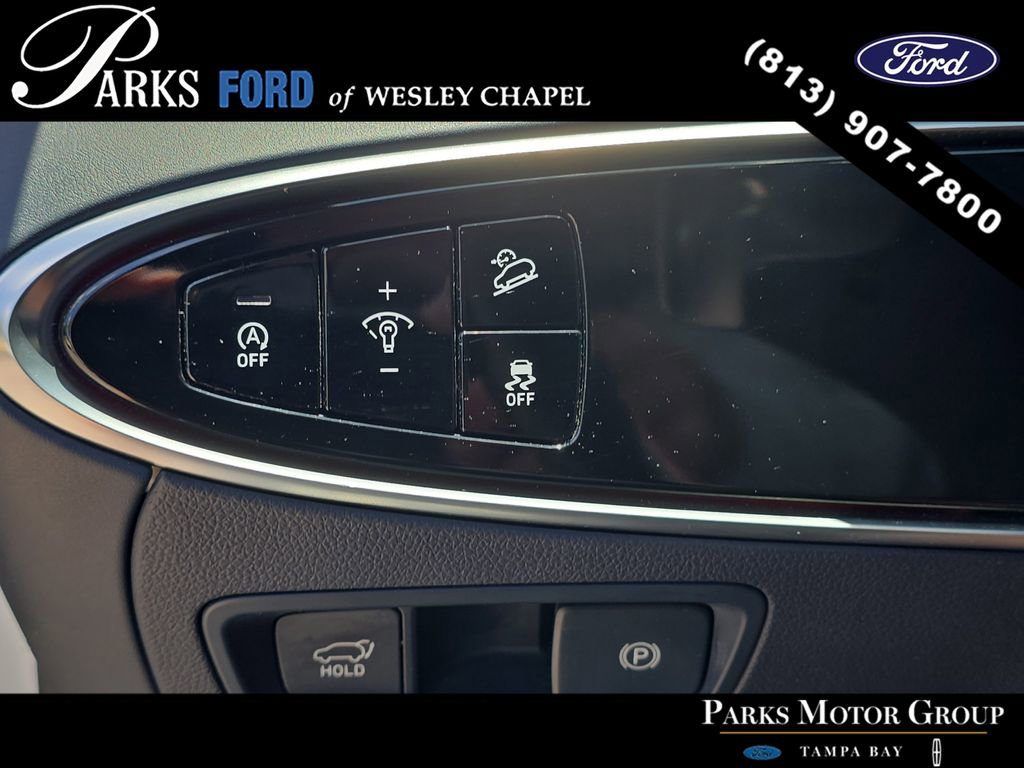 Used 2023 Genesis GV70 2.5T w/ Sport Prestige Package AWD/4WD image 27