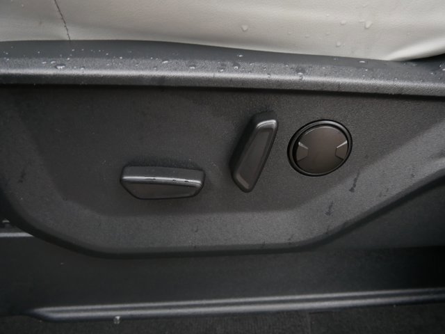 Certified 2025 Ford Expedition Max Platinum w/ Driver's Package image 17