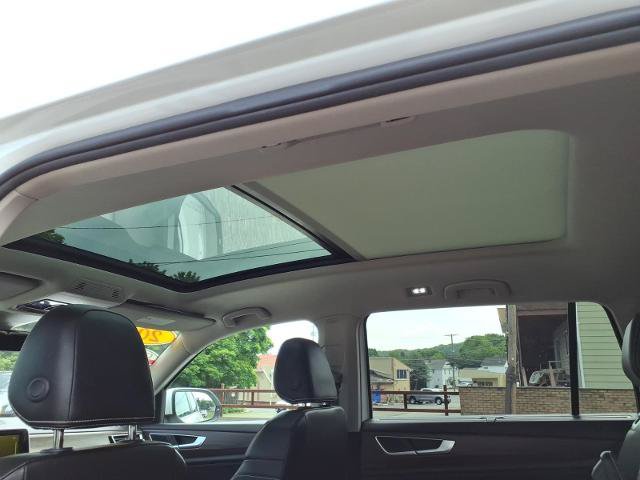 Used 2024 Volkswagen Atlas SEL AWD/4WD image 12
