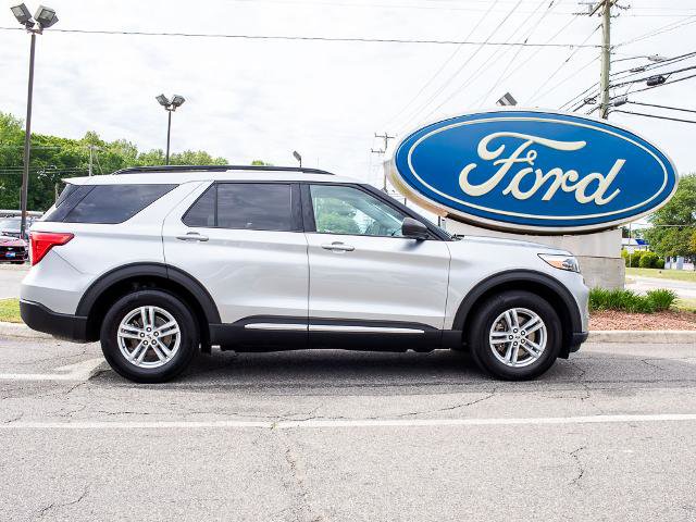 Certified 2021 Ford Explorer XLT AWD/4WD image 1