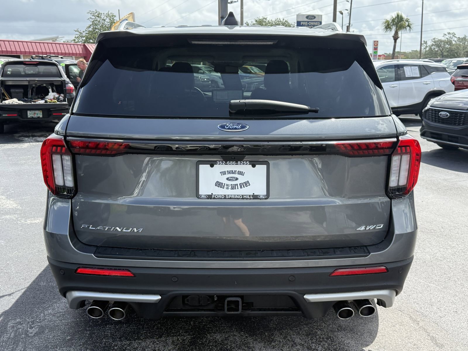 Certified 2025 Ford Explorer Platinum w/ Ultimate Package AWD/4WD image 5