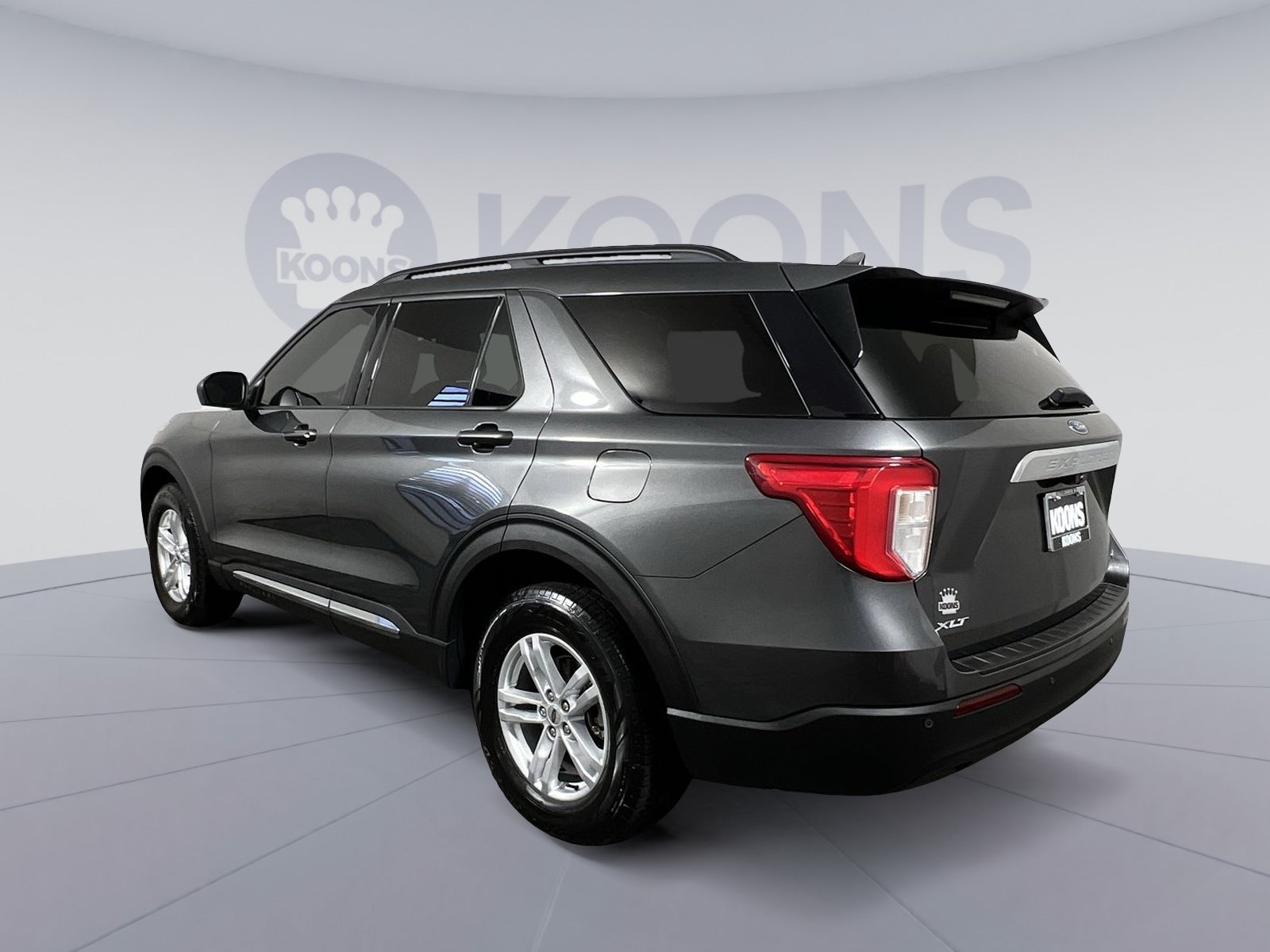 Certified 2020 Ford Explorer XLT w/ Comfort Package AWD/4WD image 8