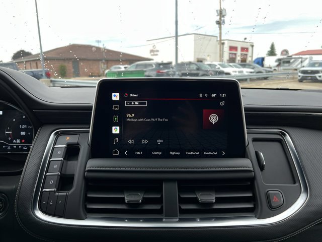 Used 2022 GMC Yukon XL SLT w/ SLT Luxury Package AWD/4WD image 17