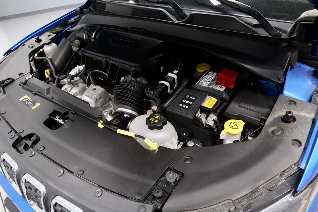 Used 2024 Jeep Compass Latitude AWD/4WD image 18