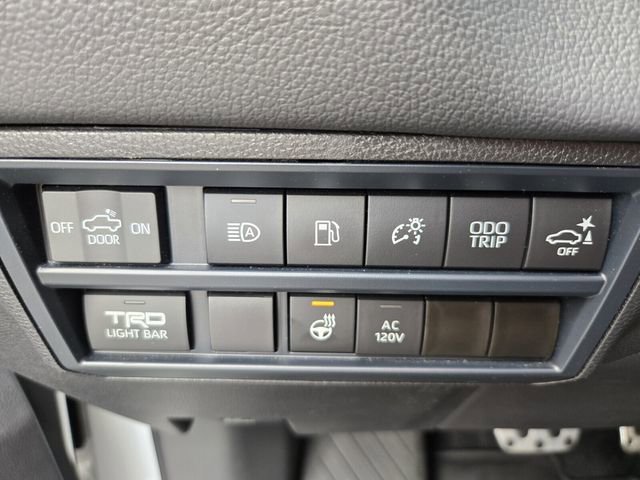 Used 2025 Toyota Tundra TRD Pro AWD/4WD image 33