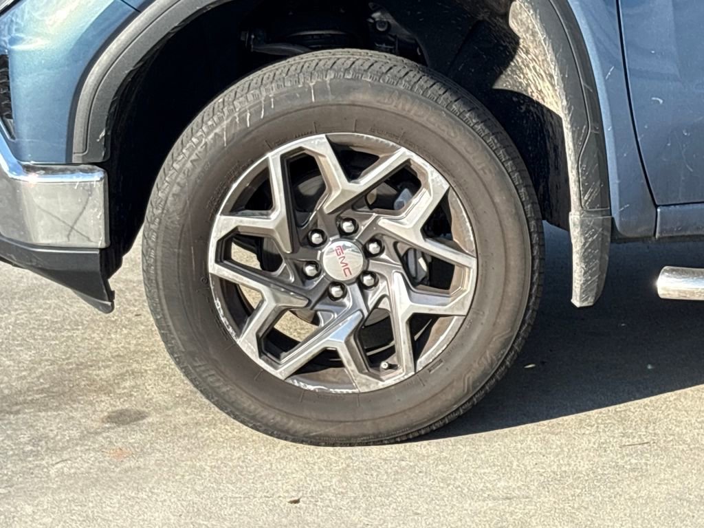 Used 2024 GMC Sierra 1500 SLT image 13