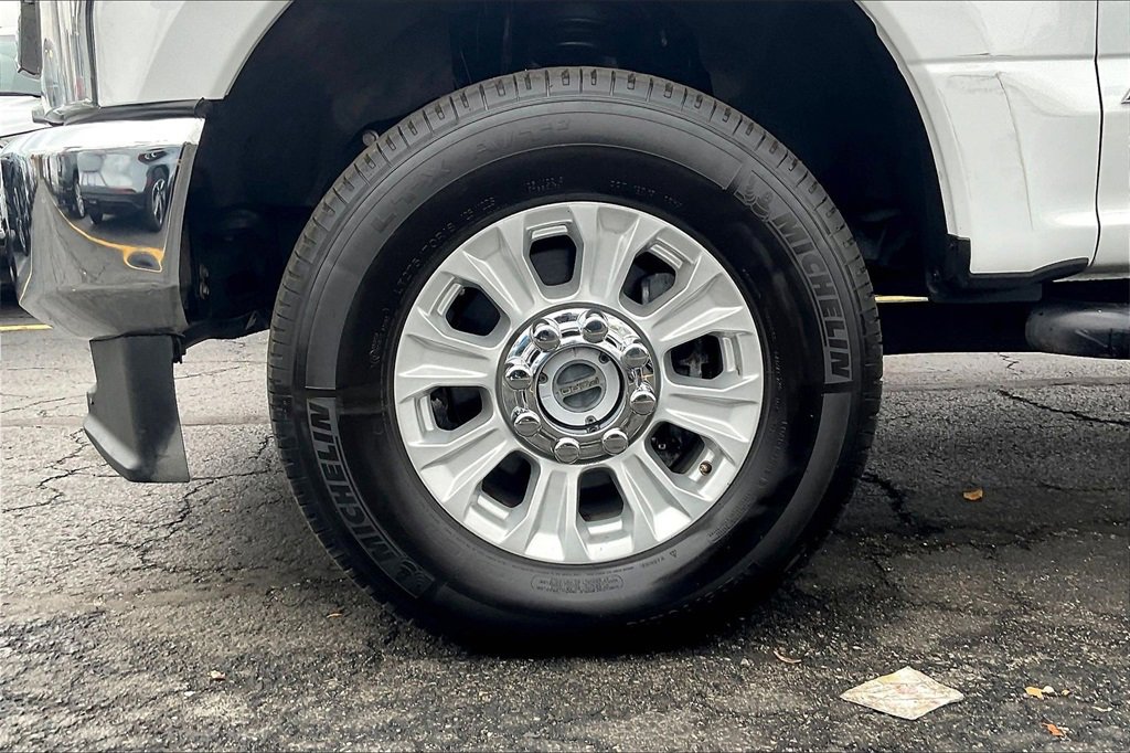 Certified 2022 Ford F250 XL w/ STX Appearance Package image 8