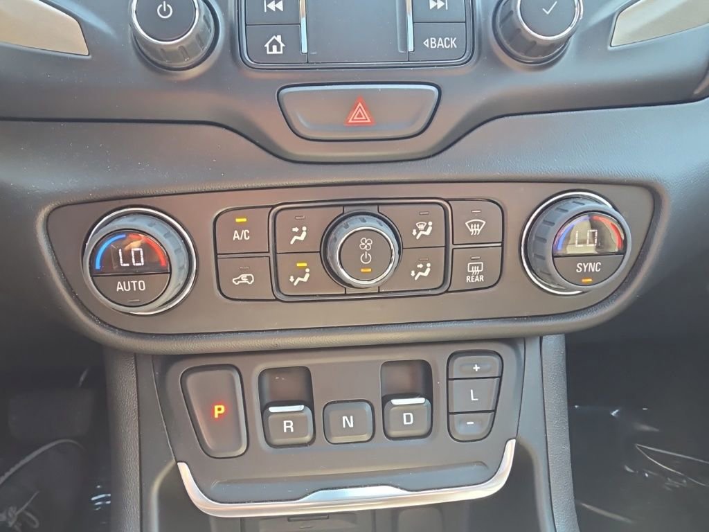 Used 2020 GMC Terrain Denali w/ Denali Premium Package image 19