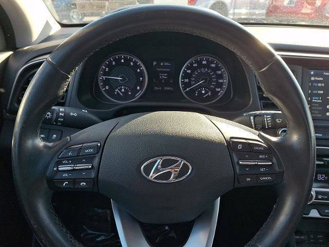Used 2020 Hyundai Elantra Value Edition w/ Winter Weather Package image 17