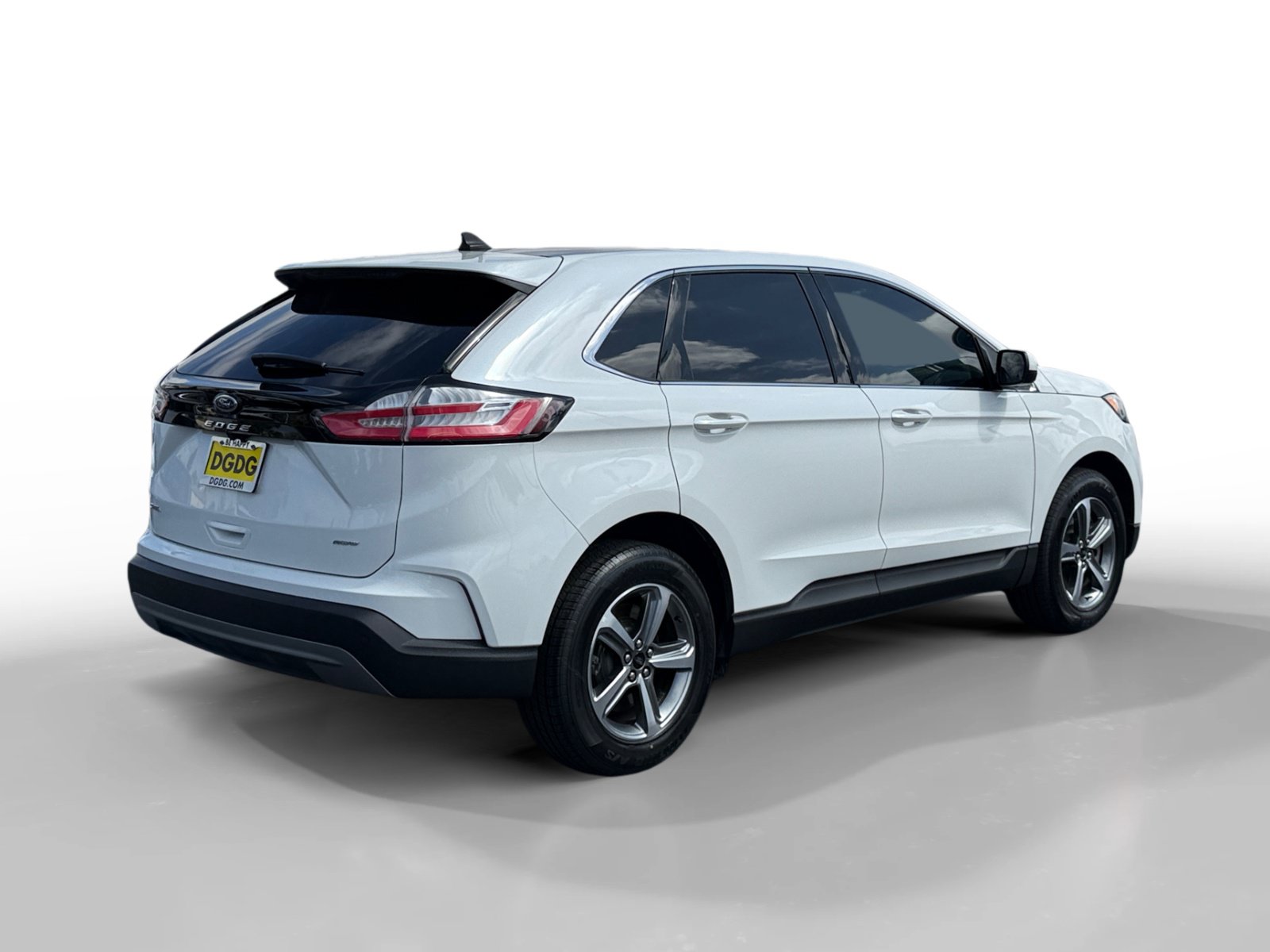 Certified 2024 Ford Edge SEL w/ Convenience Package AWD/4WD image 5