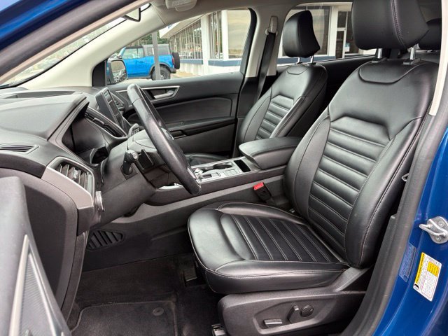 Certified 2024 Ford Edge SEL w/ Convenience Package AWD/4WD image 4