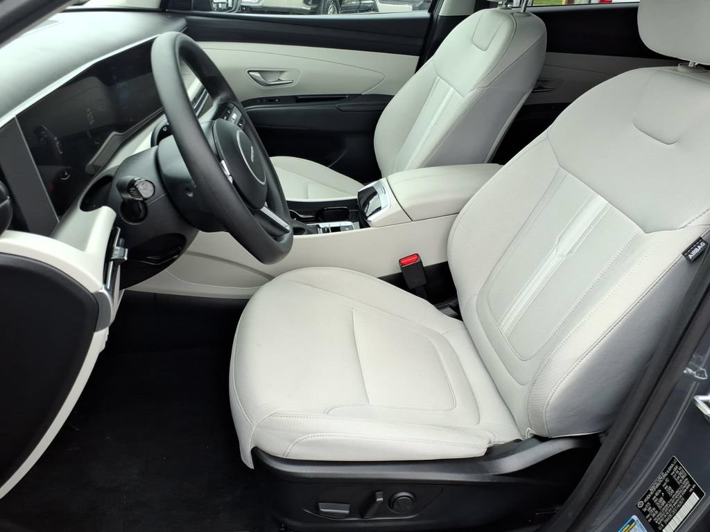 Used 2026 Hyundai Tucson SEL AWD/4WD image 17