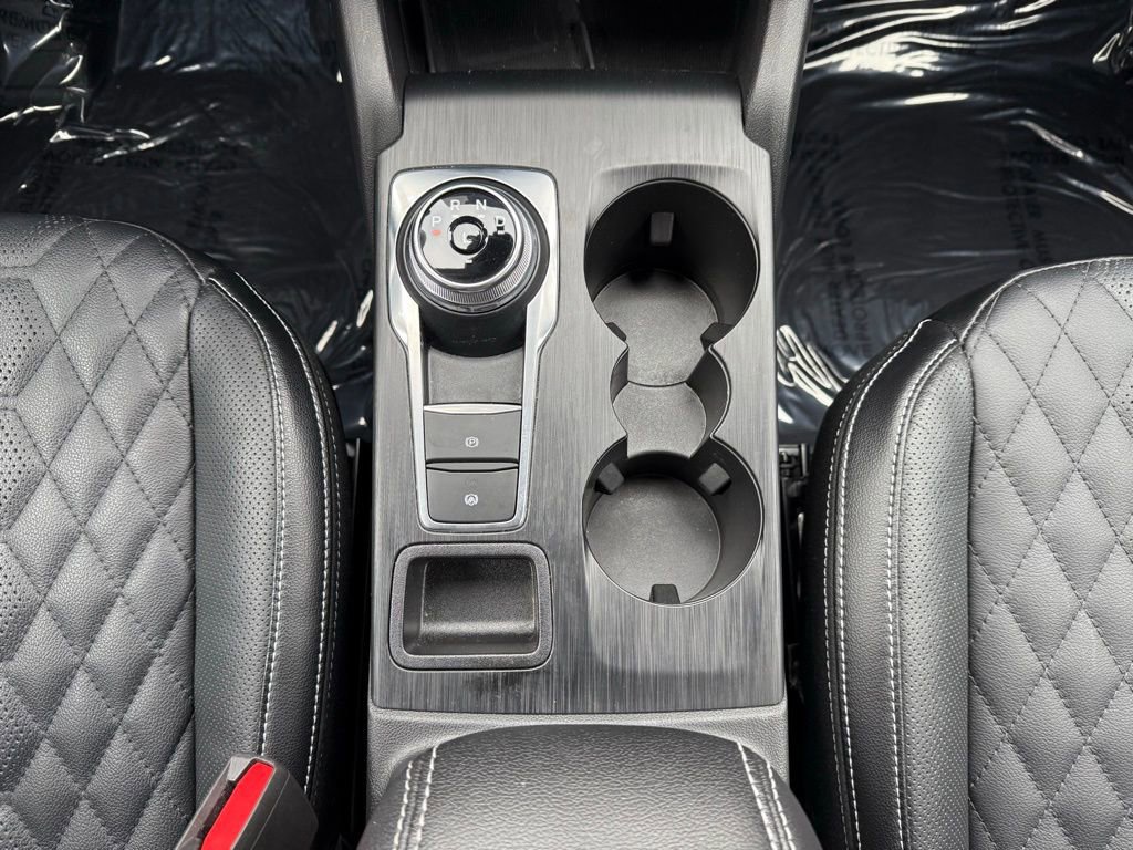 Certified 2024 Ford Escape SE w/ PHEV Premium Package image 15