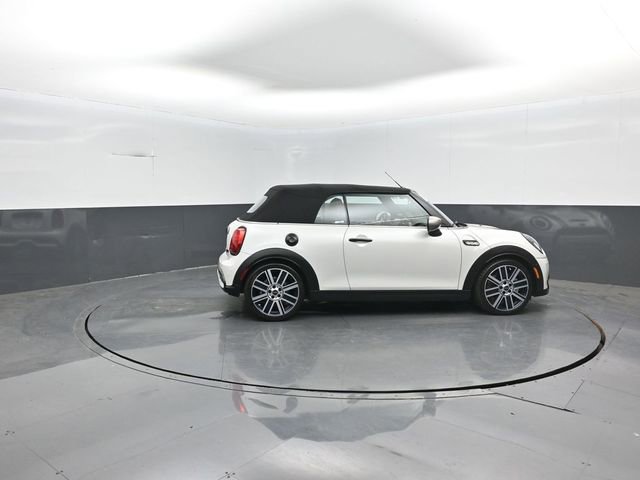 Used 2024 MINI Cooper S FWD image 8