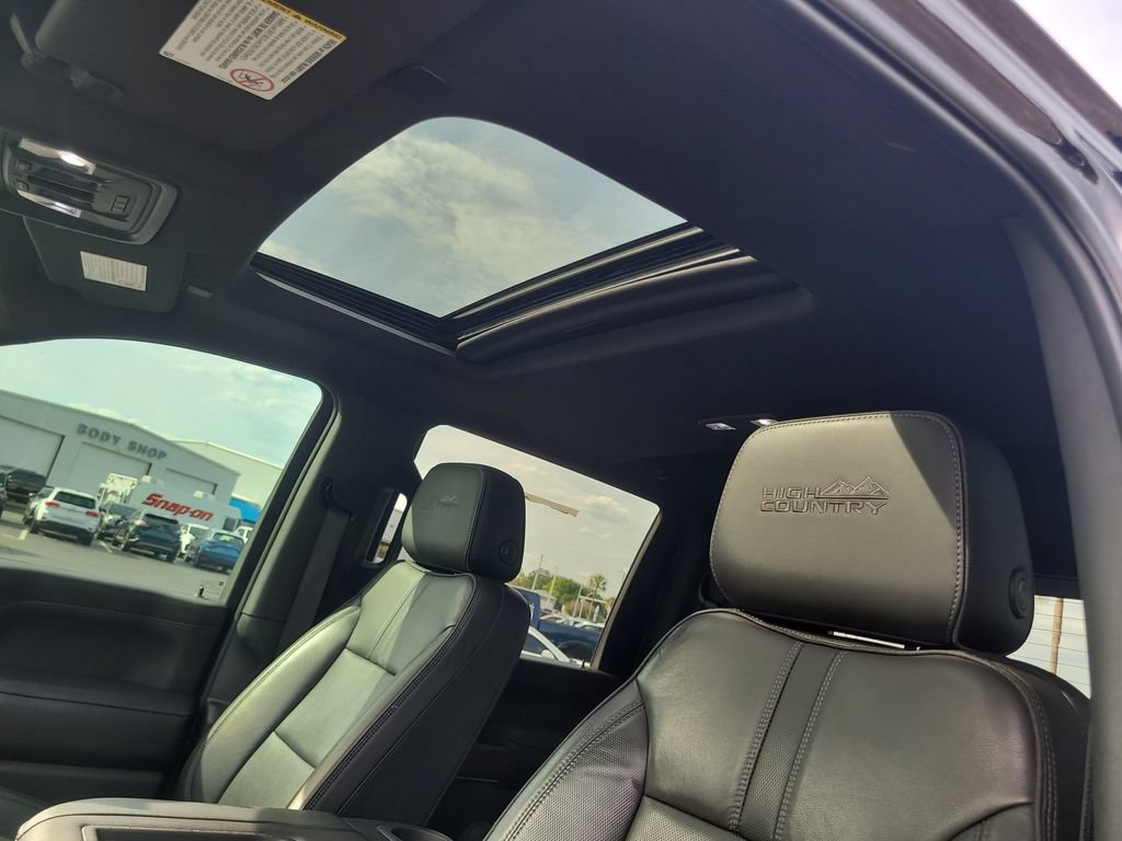 Used 2020 Chevrolet Silverado 2500 High Country w/ Z71 Off-Road Package AWD/4WD image 19