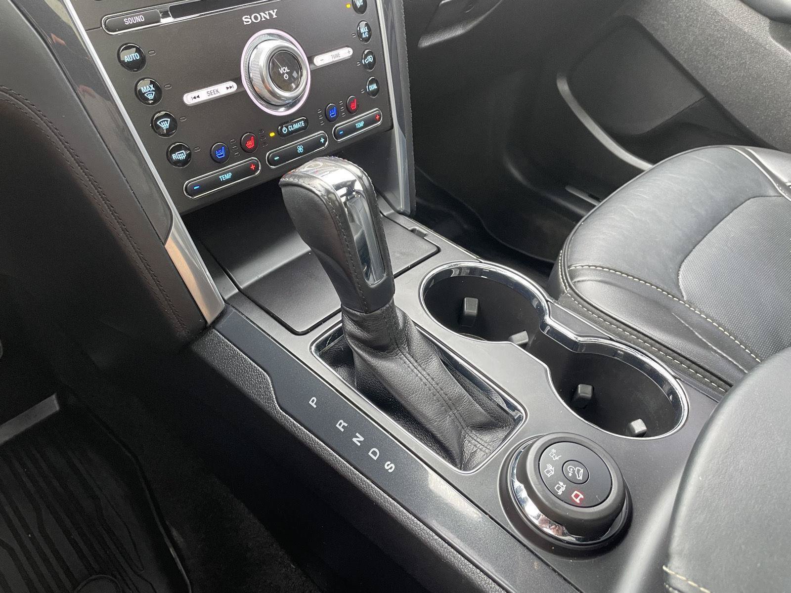 Certified 2017 Ford Explorer Platinum AWD/4WD image 36