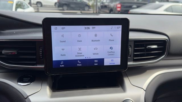 Certified 2022 Ford Explorer XLT w/ Equipment Group 202A image 16