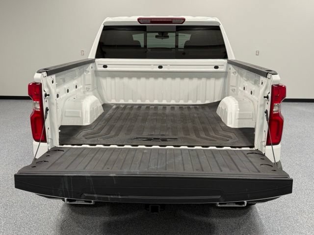 Used 2023 Chevrolet Silverado 1500 LT Trail Boss w/ Convenience Package II AWD/4WD image 12