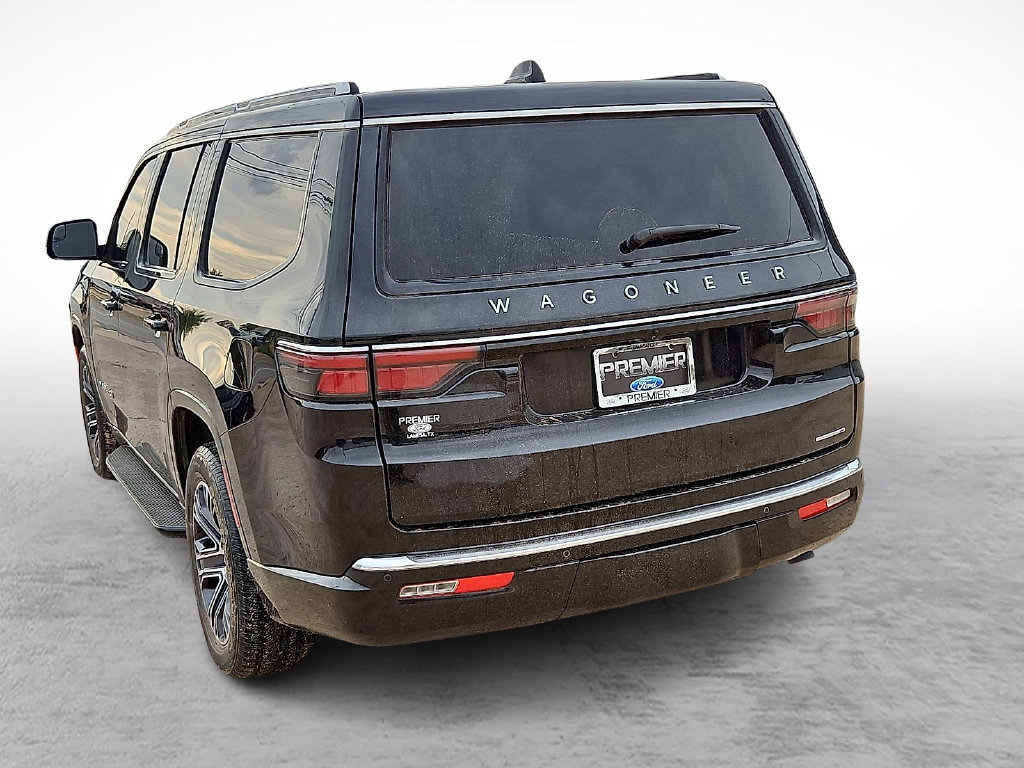 Used 2024 Jeep Wagoneer Series II AWD/4WD image 8