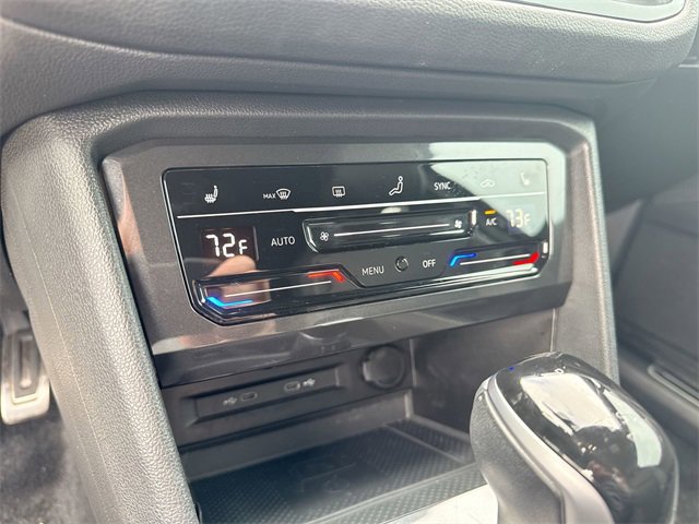Used 2024 Volkswagen Tiguan SE R-Line w/ MDO Package, Three-Row image 22