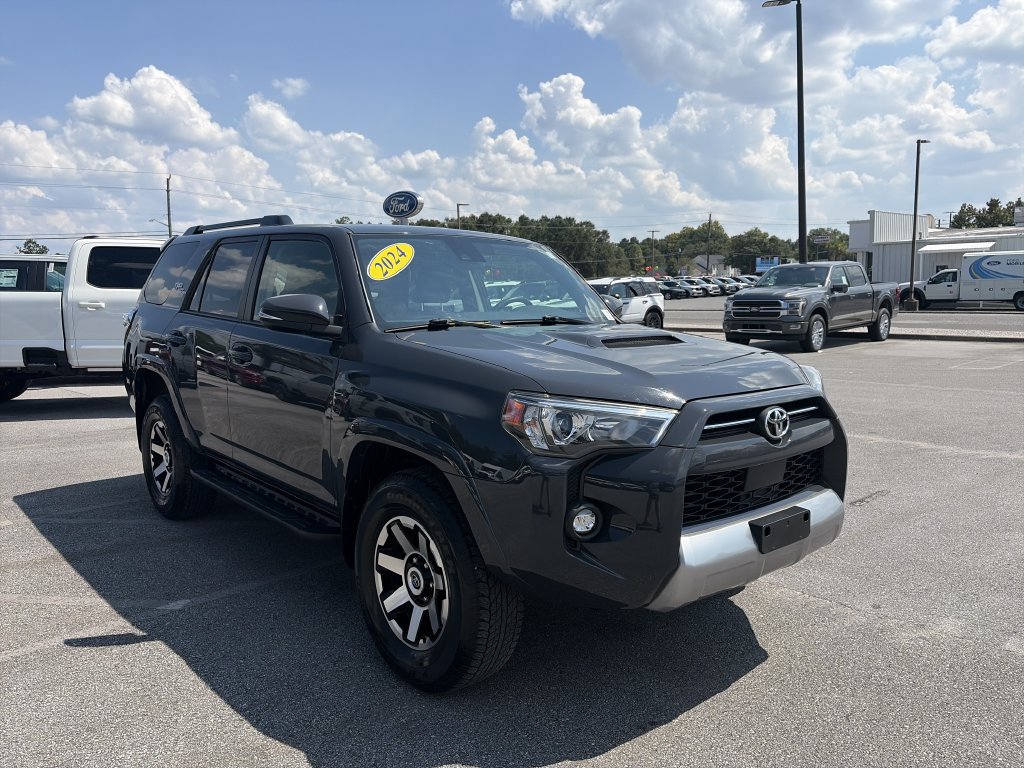 Used 2024 Toyota 4Runner TRD Off-Road Premium w/ Moonroof Package AWD/4WD image 9