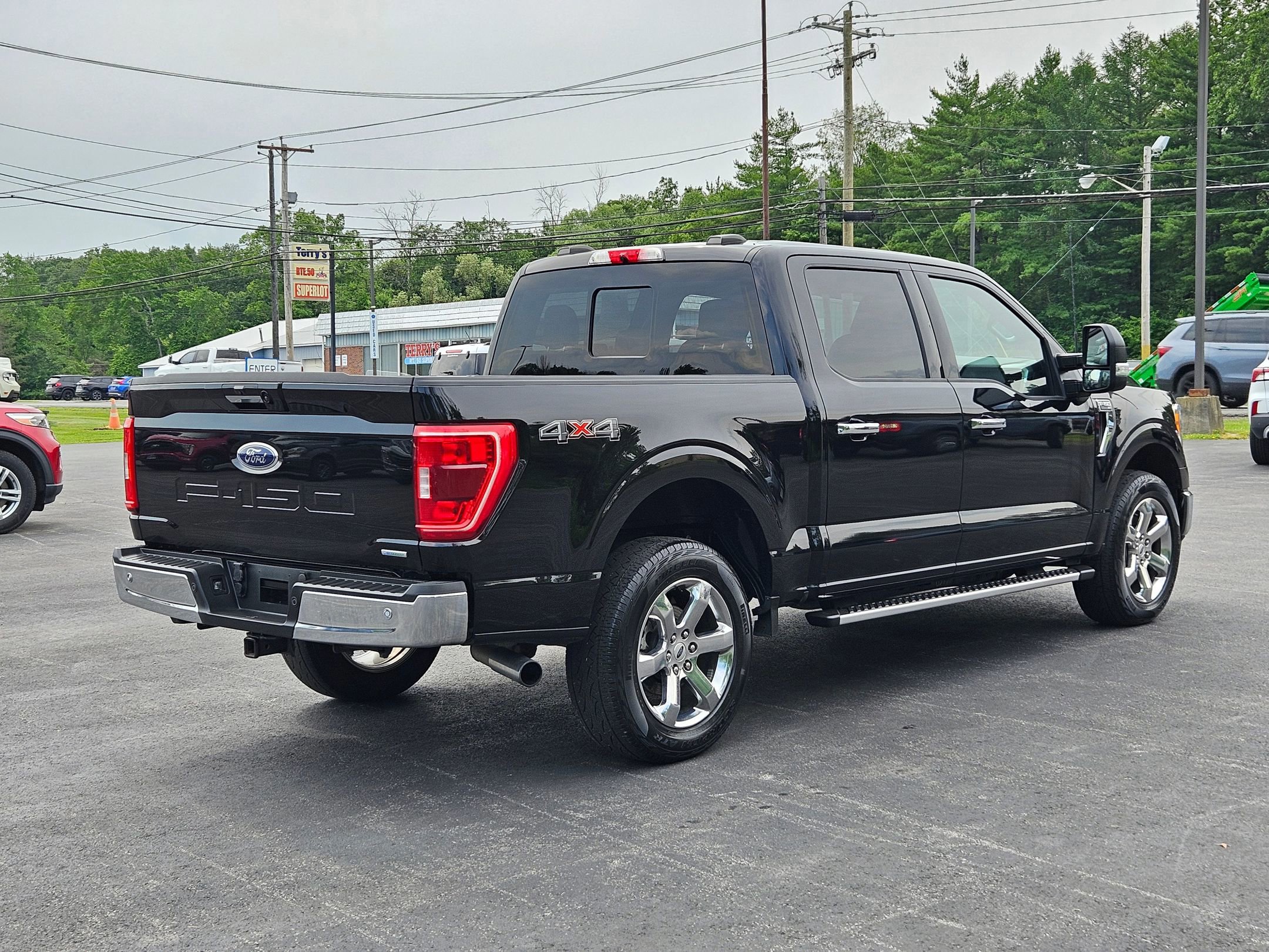 Certified 2022 Ford F150 XLT w/ Equipment Group 302A High image 3