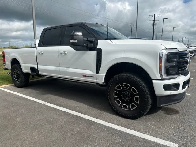 Certified 2025 Ford F350 Platinum w/ FX4 Off-Road Package AWD/4WD video 2
