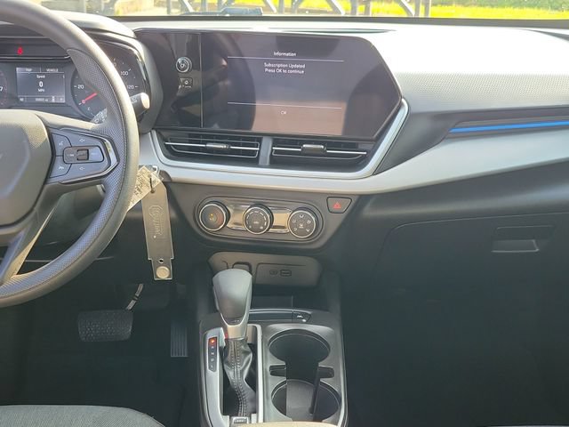 Used 2024 Chevrolet Trax LS FWD image 19
