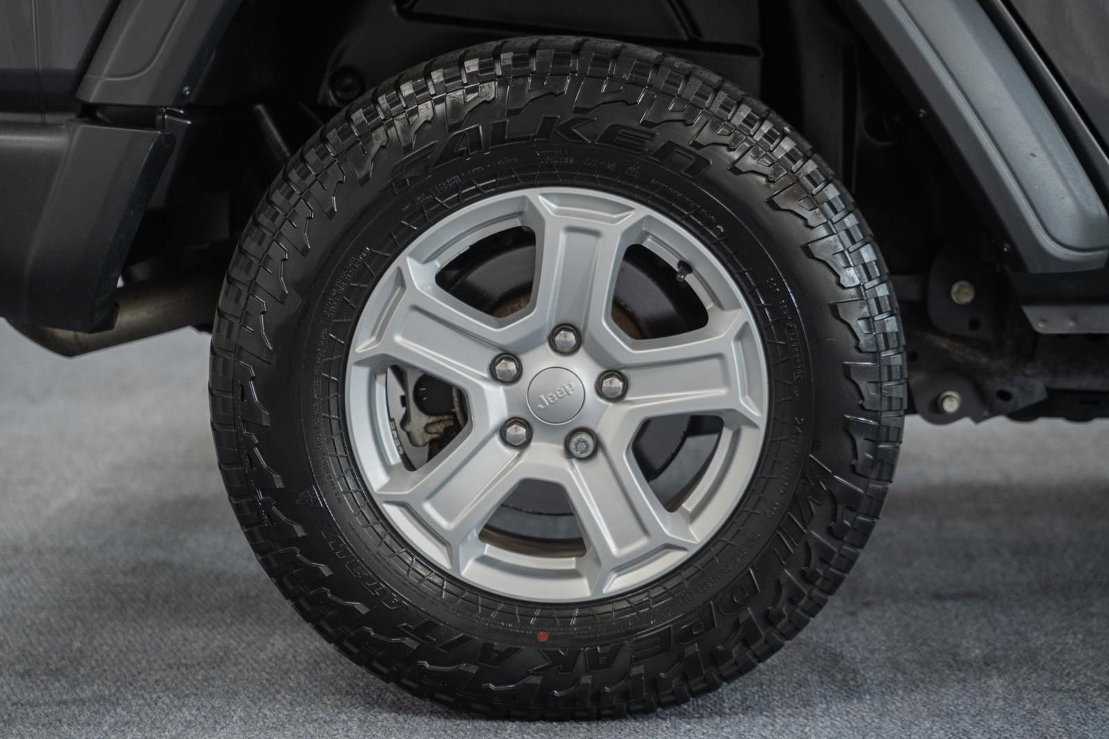 Used 2018 Jeep Wrangler Unlimited Sport S AWD/4WD image 21