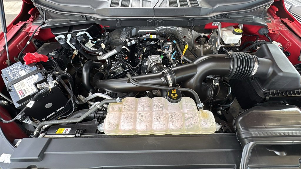 Certified 2021 Ford F150 XLT w/ Equipment Group 302A High image 27