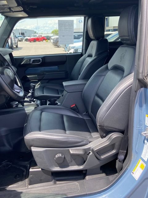 Certified 2025 Ford Bronco Badlands w/ Sasquatch Package AWD/4WD image 5