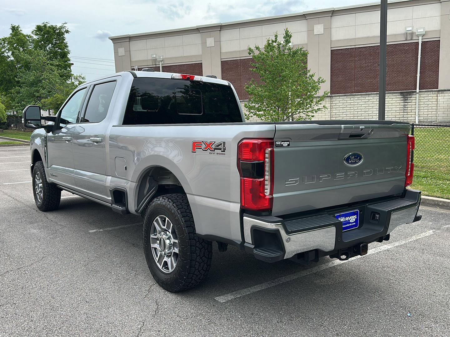 Certified 2023 Ford F250 Lariat AWD/4WD image 3