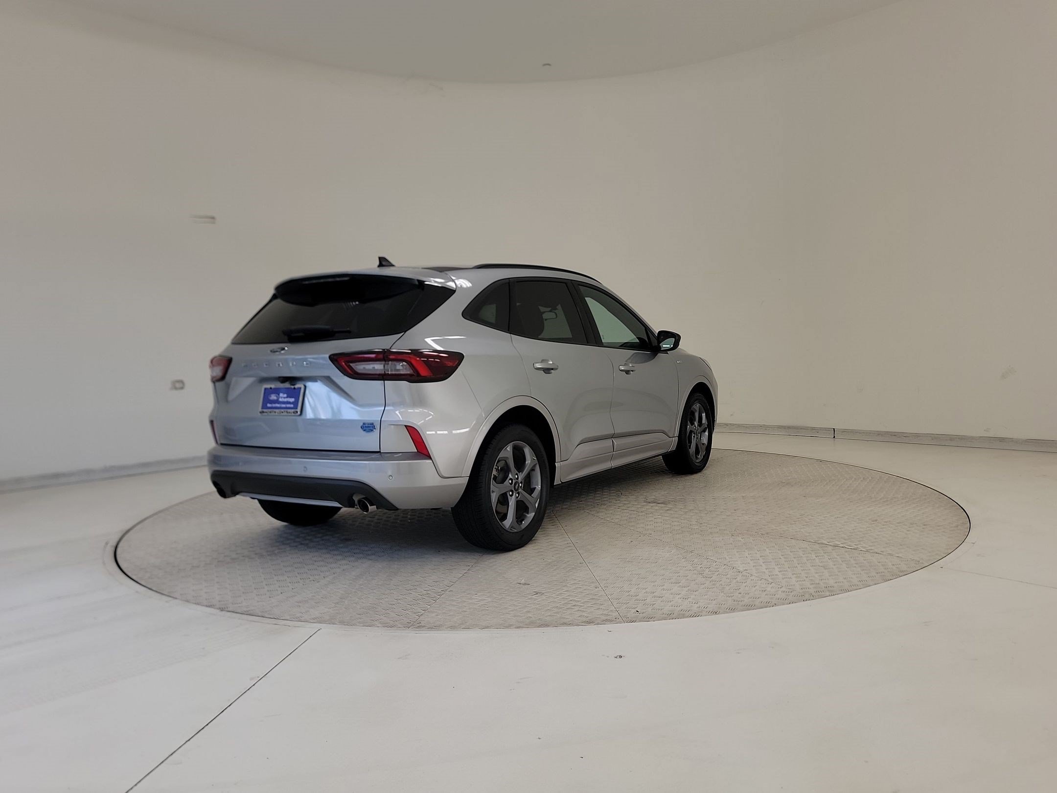 Certified 2023 Ford Escape ST-Line w/ Tech Pack #1 FWD image 7