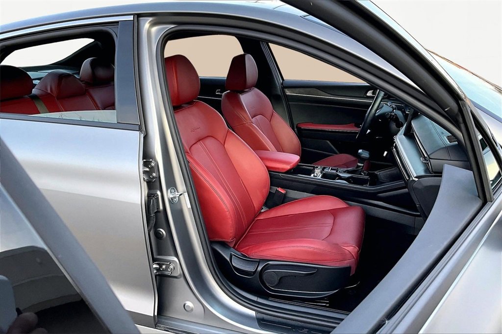 Used 2025 Kia K5 GT-Line w/ GT-Line Premium Package image 7