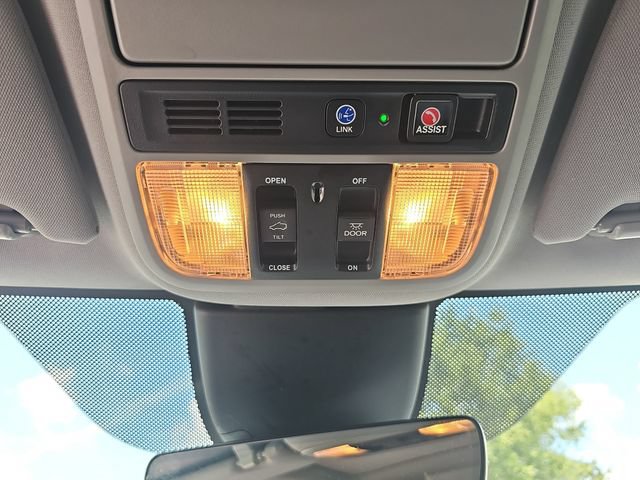 Used 2022 Honda Odyssey Elite image 34