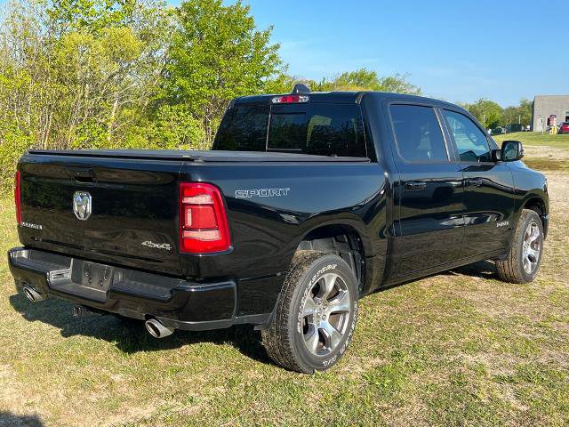 Used 2023 RAM 1500 Laramie AWD/4WD image 12