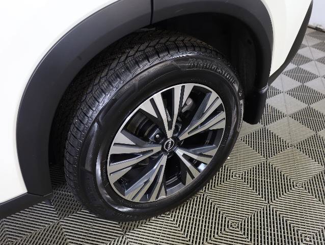 Used 2023 Nissan Rogue SV w/ SV Premium B Package AWD/4WD image 34